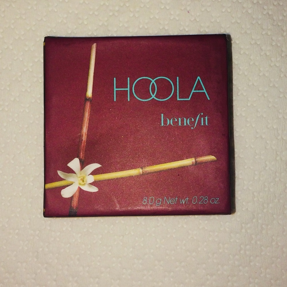 New Hoola Benefit Bronzing Powder